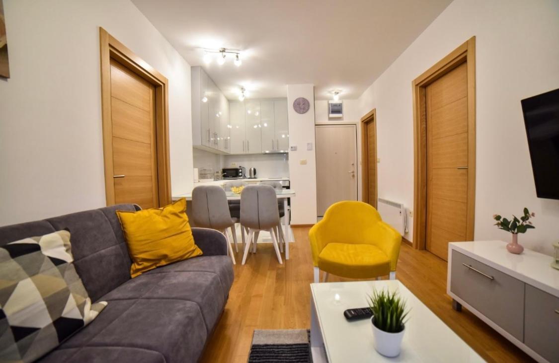 Lana Lux Apartment