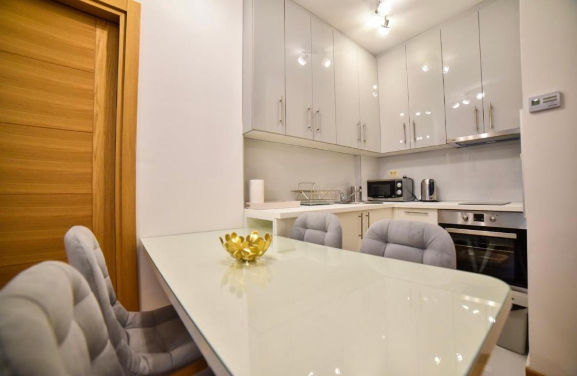 Lana Lux Apartment